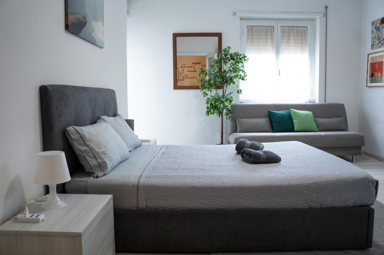 Nonna Pina Guest House Moderno Appartamento Vicino Metro AWifi,Netflix Rome Exterior photo